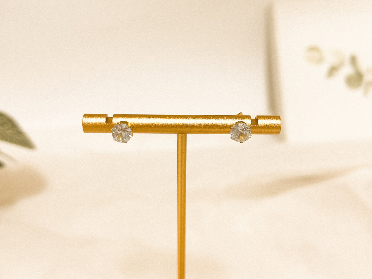 Brinco Ponto de Luz Zircônia G